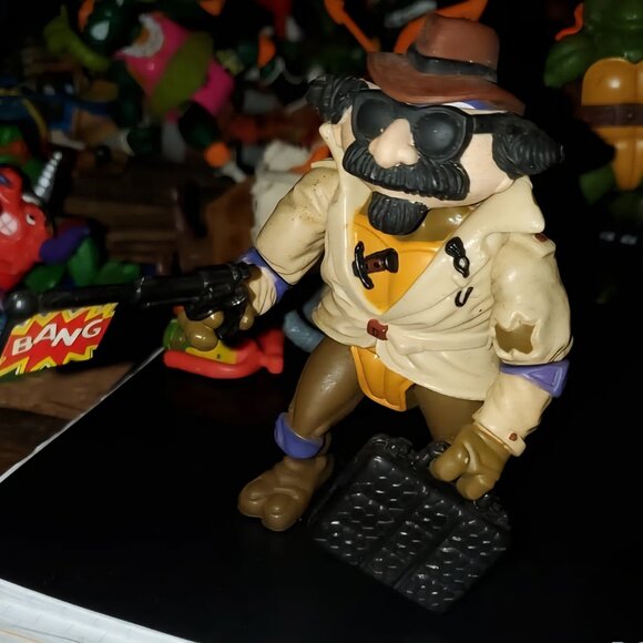 Don Undercover Turtle TMNT Teenage Mutant Ninja Turtles Complete with File Card - Picture 3 of 4